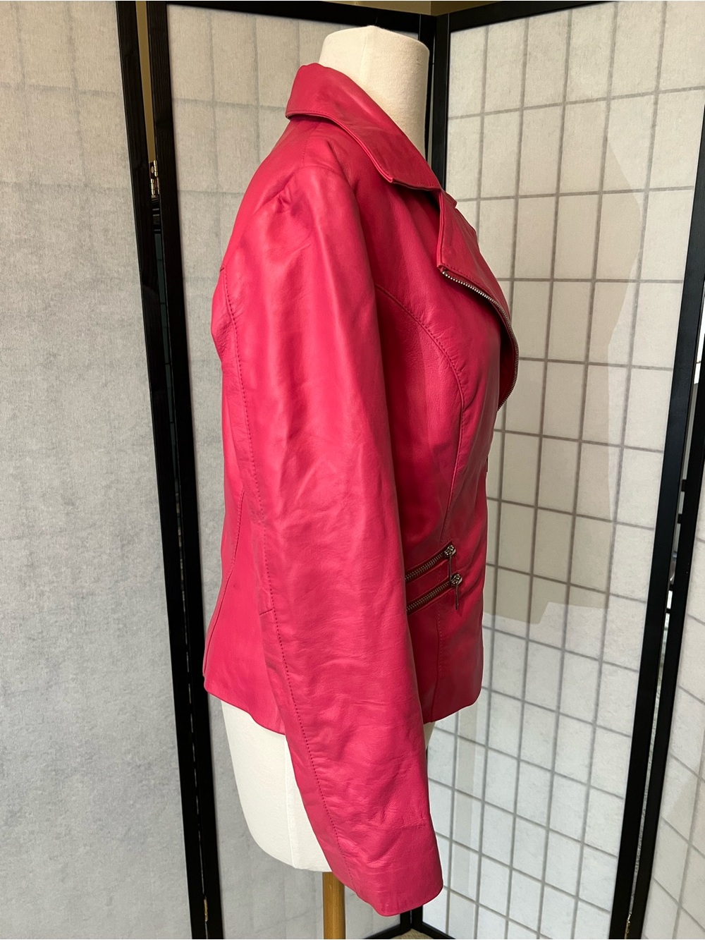 Vintage Neiman Marcus Hot Pink Leather Moto Jacket - Picture 4 of 6